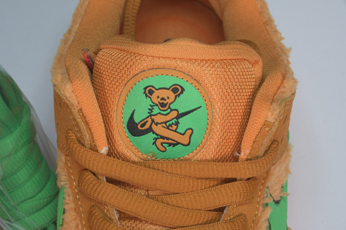 Grateful Dead x Nike SB Dunk Low “Orange Bear” CJ5378-800