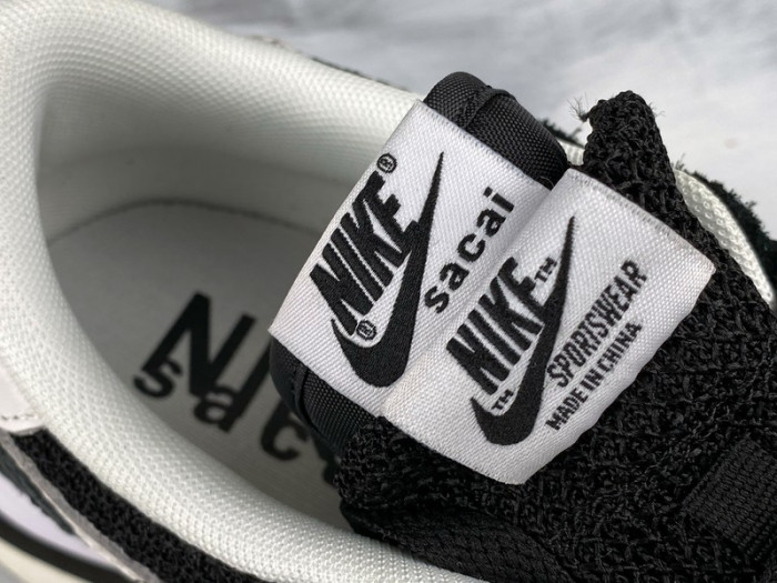 Sacai X Nike LDV Waffle ‘Black’ CV1363-001