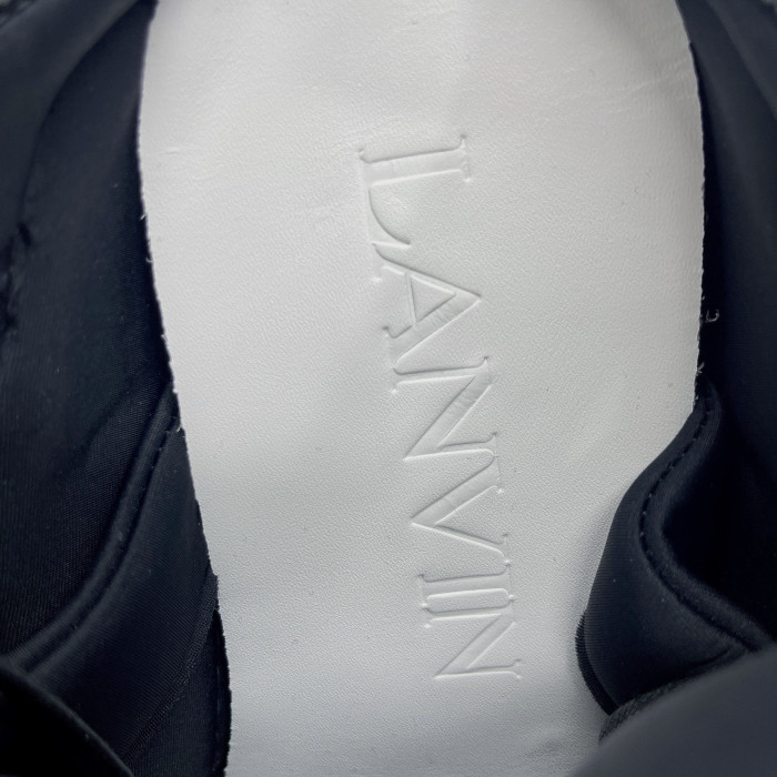 Lanvin Low Top Sneaker