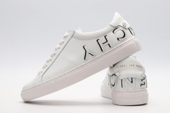 Givench LOW-TOP SNEAKER