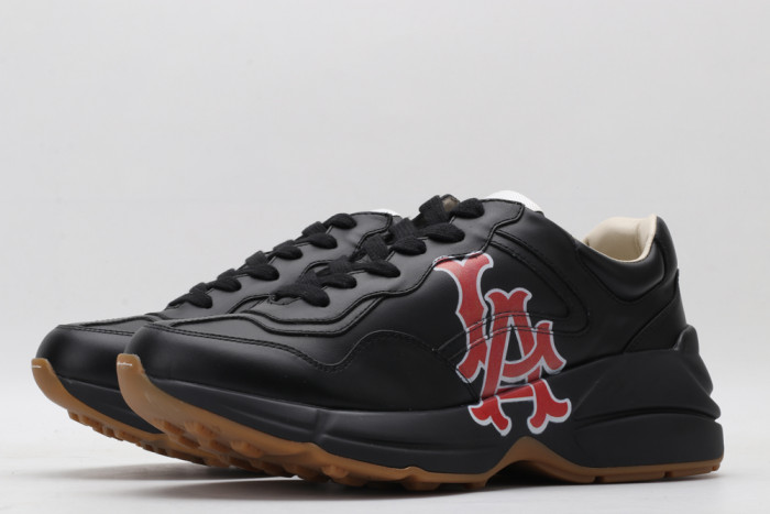 G*u*i rhyton trainer sneaker